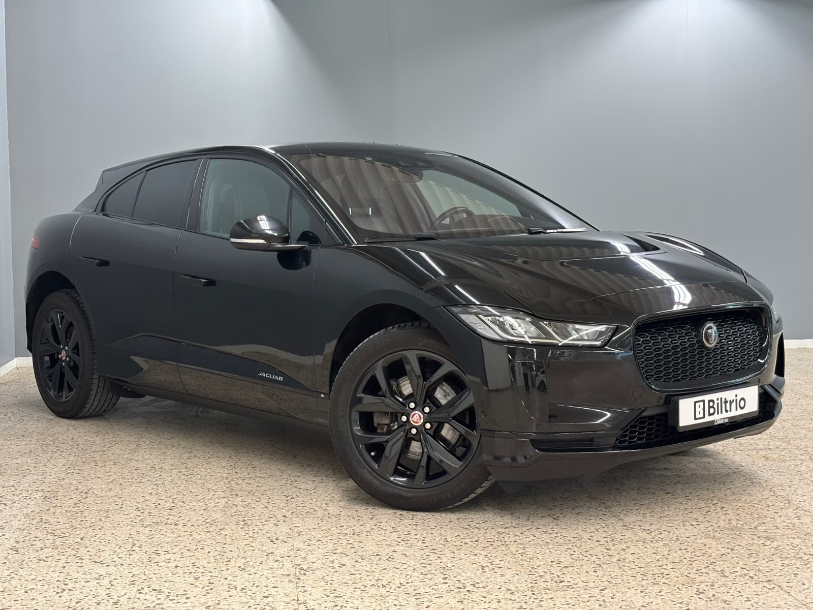 Jaguar I-PACE