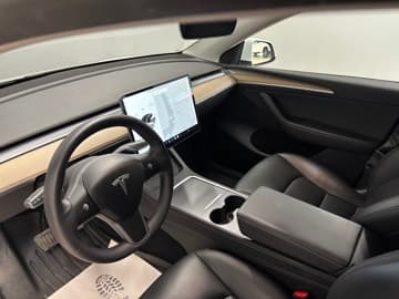 Tesla Model Y bilde 13
