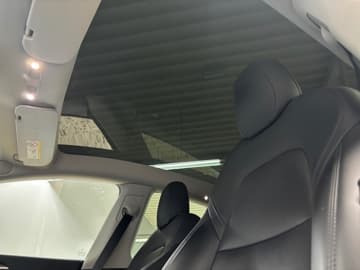 Tesla Model Y bilde 12