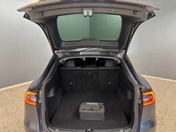 Tesla Model Y bilde 7