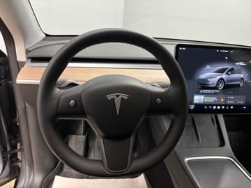 Tesla Model Y bilde 15