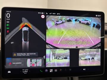 Tesla Model Y bilde 16