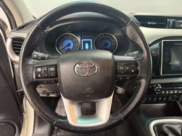 Toyota HiLux bilde 27