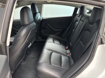 Tesla Model 3 bilde 19
