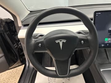 Tesla Model 3 bilde 13