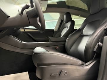 Tesla Model Y bilde 14