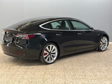 Tesla Model 3 bilde 6