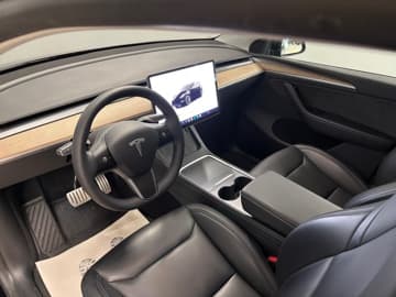 Tesla Model Y bilde 13