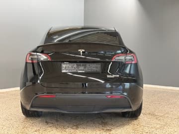 Tesla Model Y bilde 5