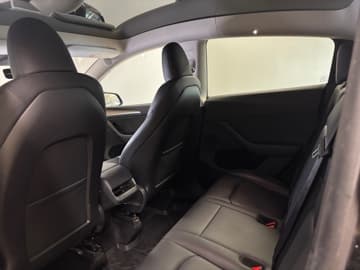 Tesla Model Y bilde 19