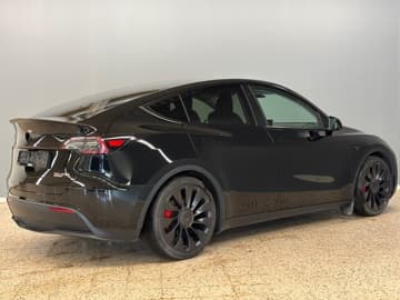 Tesla Model Y bilde 6