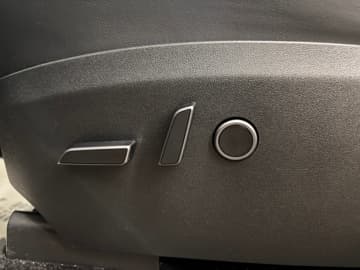 Tesla Model Y bilde 11