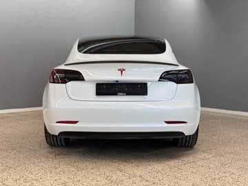 Tesla Model 3 bilde 5