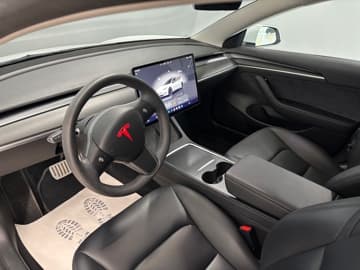 Tesla Model 3 bilde 10