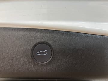 Tesla Model 3 bilde 8